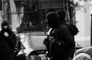 Δε θα τους περάσει. Οι πρακτικές του μοναρχοφασισμού δε θα αναβιώσουν στη μνημονιακή Ελλάδα του 21ου αιώνα