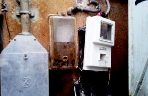 Καταμετρήσεις ρεύματος: Εργολαβοποίηση, ιδιωτικοποίηση και εκμετάλλευση