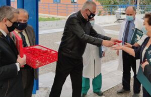 Δήμος Περιστερίου: Αντί για μέτρα… ποινές!