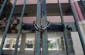 Δημόσιο σχολείο: δεν έχουν τελειωμό οι συγχωνεύσεις και τα κλεισίματα…