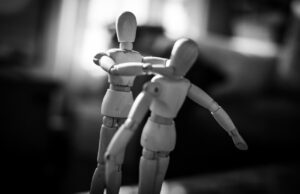 Να ανακληθεί η εκδικητική απόλυση από το εργοστάσιο ΠΑΛΑΜΗΔΗΣ Α.Ε.