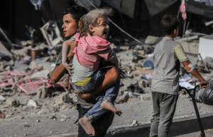 Οσάμα Χαμντάν: Για το δικαστήριο της Χάγης, τη γενοκτονία του Παλαιστινιακού λαού και την κατοχή