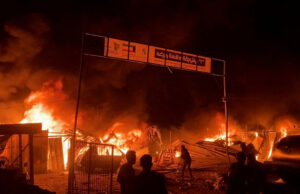 Στη Ράφα καίνε τους Παλαιστίνιους ζωντανούς!