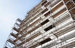 Όταν η στέγη αποτελεί «αντικείμενο ειδικής φροντίδας» του αστικού κράτους