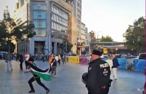 Για τον δεκάχρονο διαδηλωτή στο Βερολίνο