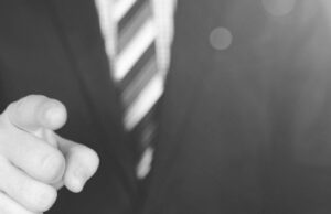 Αλληλεγγύη στον εργαζόμενο Α. Λιώση που απολύθηκε από τη Nova