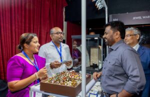 Σρι Λάνκα: μόνιμα στην τανάλια των ιμπεριαλιστών