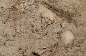 Για τους ομαδικούς τάφους στο Γεντί Κουλέ