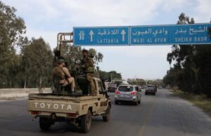 Υποκριτές εχθροί του λαού, εχθροί των λαών