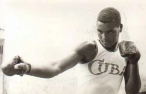 Τέτοιες ώρες, δύσκολες ώρες… (και ένα άρθρο για τον επαναστάτη πυγμάχο Τ. Στίβενσον)