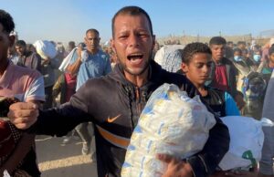 Η σφαγή των λιμοκτονούντων Παλαιστινίων στα Κέντρα Διανομής Τροφίμων συνεχίζεται