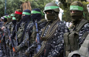 «Γιατί η Αντίσταση δεν παραδίδει τα όπλα της»