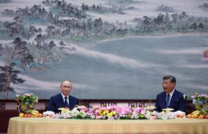 Ο «σοβιετικός» Πούτιν, ο «μαοϊκός» Σι και άλλα πονηρά παραμύθια