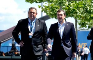 Σπαρταριστά ξεκατινιασματάκια και τσιρκολαγνεία με την «Ιθάκη»