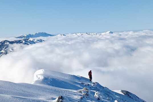 Η Γη Μας Δεν Πωλείται – Υπερασπίζεται