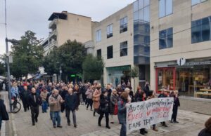 Ποιους βοηθά η κοινωνική σιωπή;