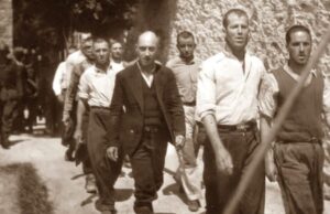 Μαθήματα ιστορίας στο Γκαίτε από τον Πρέσβη και από ιστορικούς παραχαράκτες