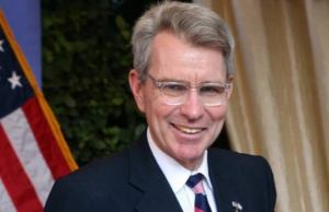 Τρέξε τρέξε μικρούλη… γίνε άντρας μικρούλη…